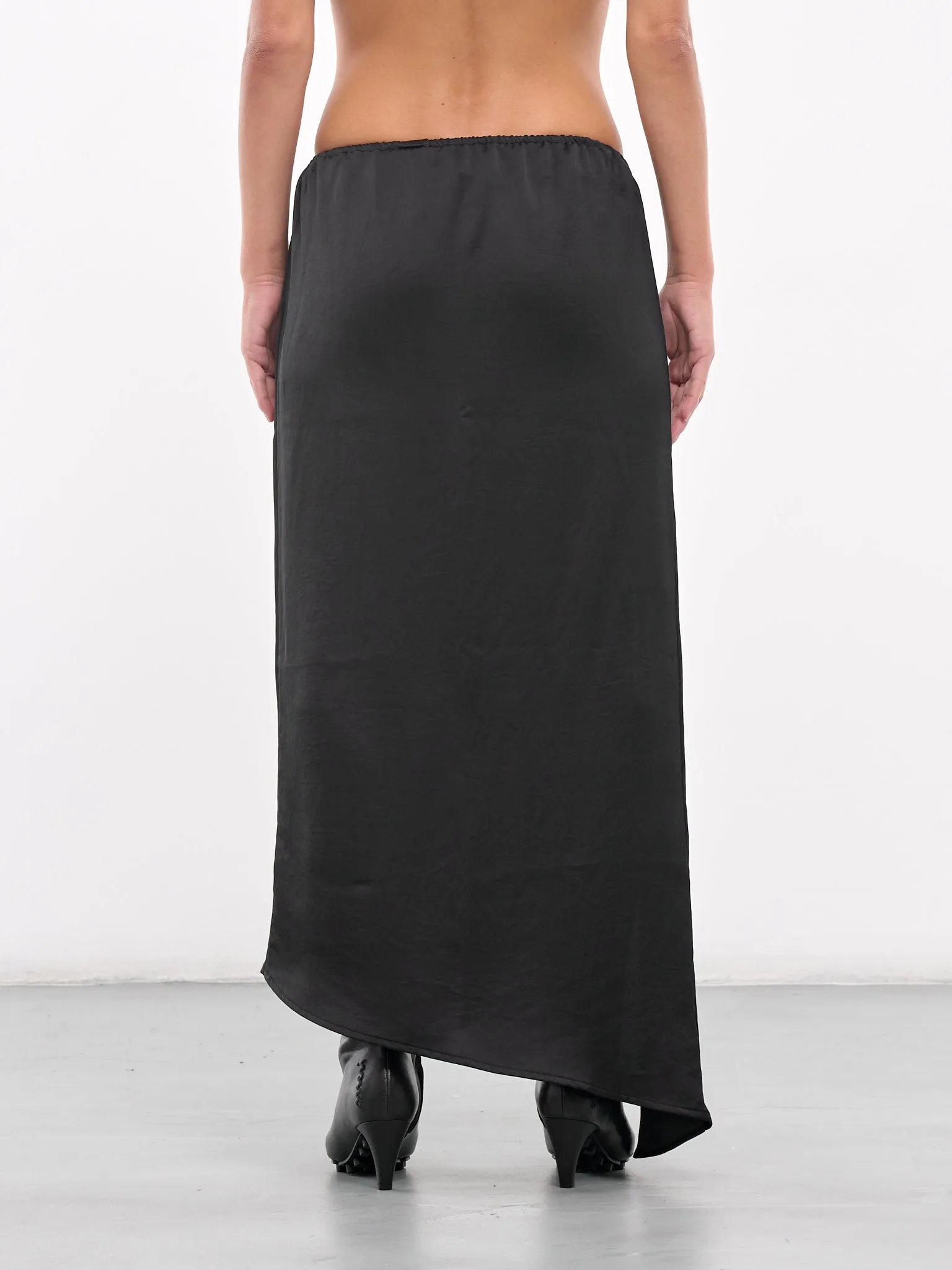 Oval Slit Skirt (EV026YR004-ONYX)