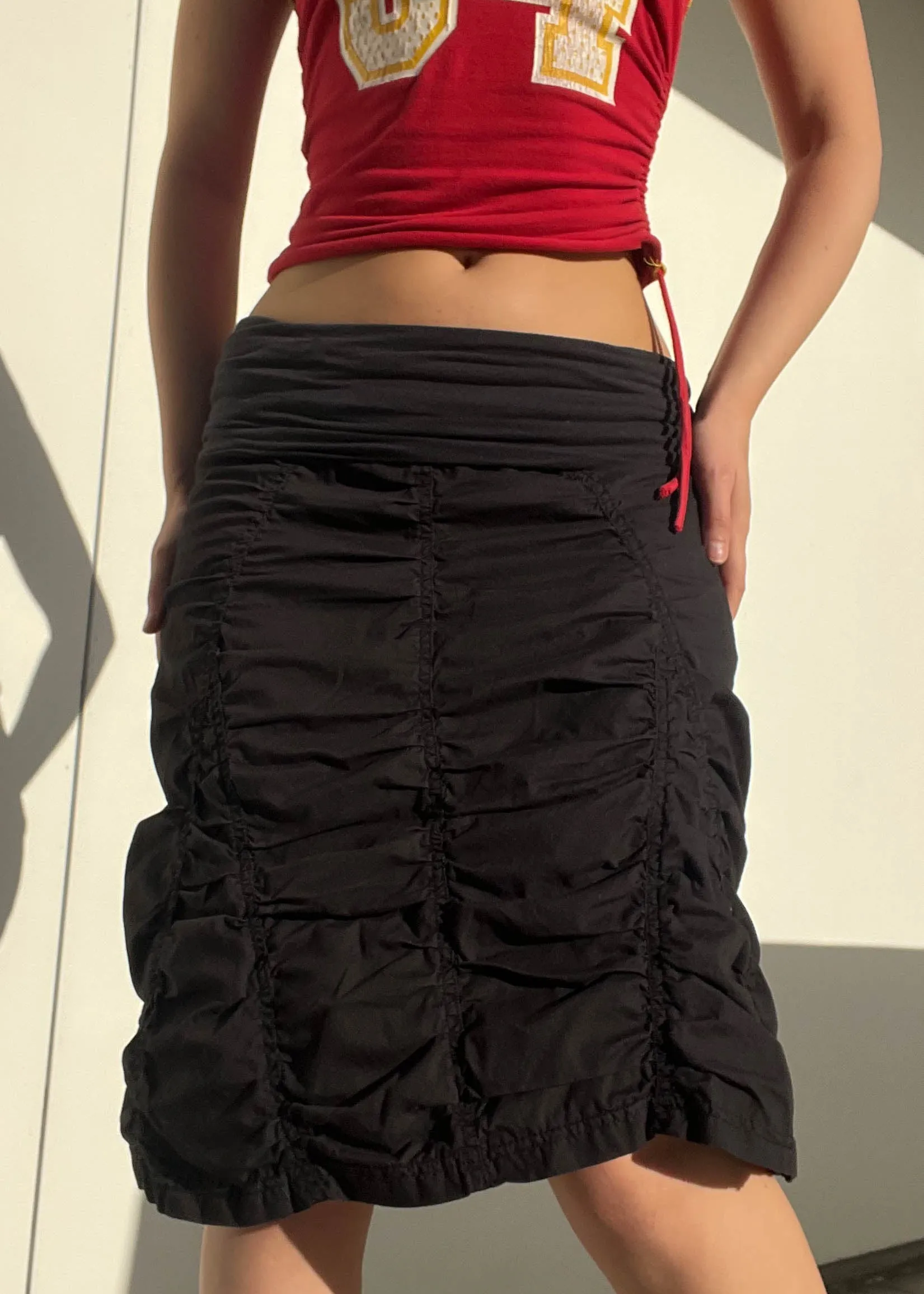 Y2k Ruched Black Midi Skirt (M)